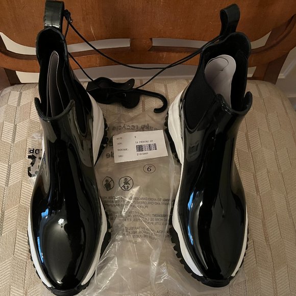 HIKER CHELSEA RAIN BOOTS BY ARDENE - NWT - Picture 5 of 9